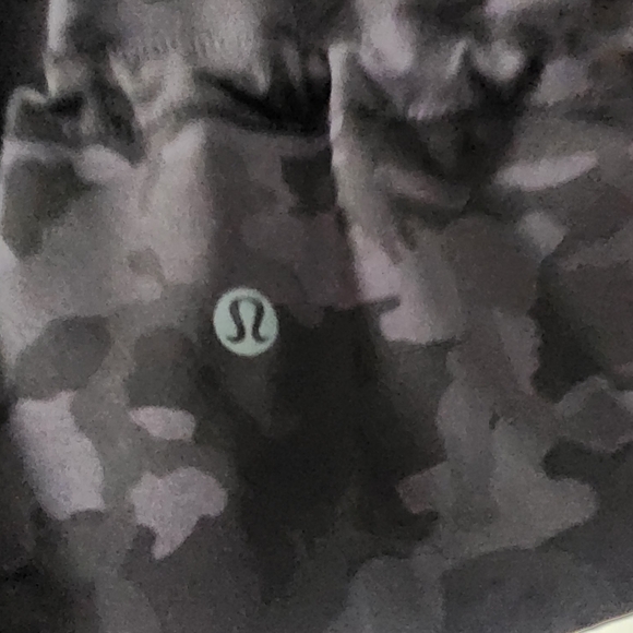 Lululemon Dark Patterned Jacket - Picture 4 of 5